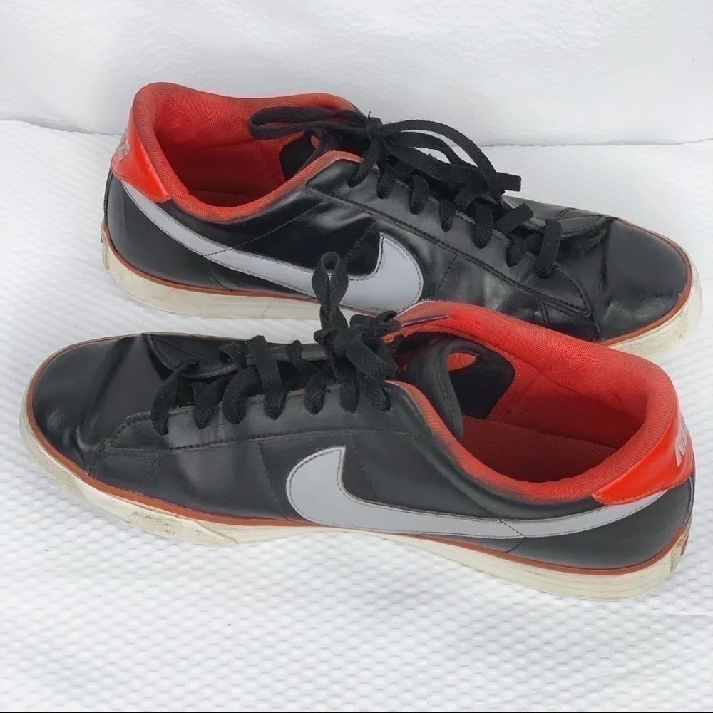 NIKE Shoes-Fair Condition Leather Upper Red/Black - Picture 2 of 8